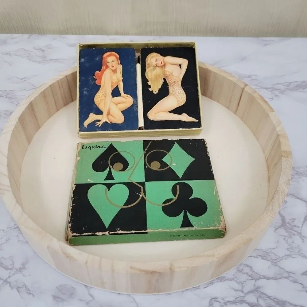 Esquire Vintage Pin-Up Playing Cards Nude Art